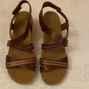 Skechers Brown Strappy Women's Sandals